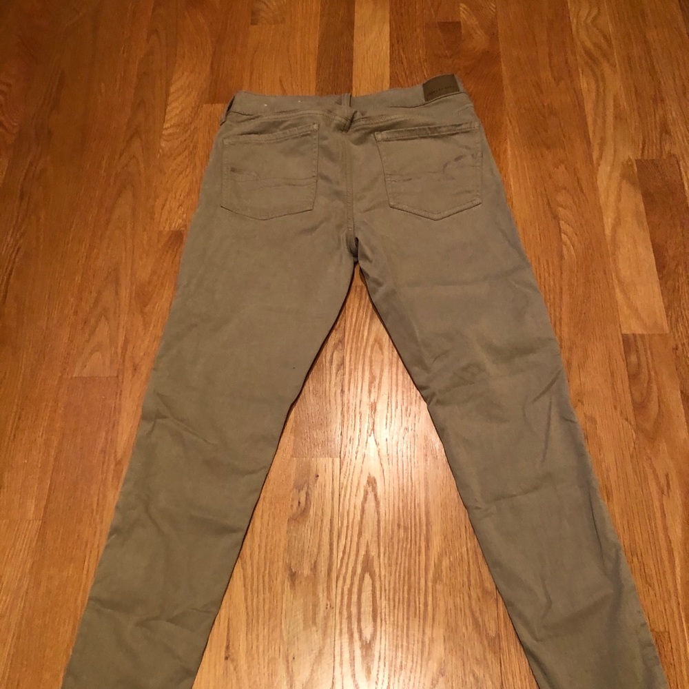 American eagle khakis - Picture 2 of 2